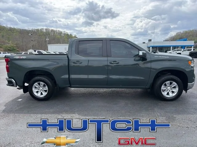 Used 2025 Cypress Gray Chevrolet LT image 7
