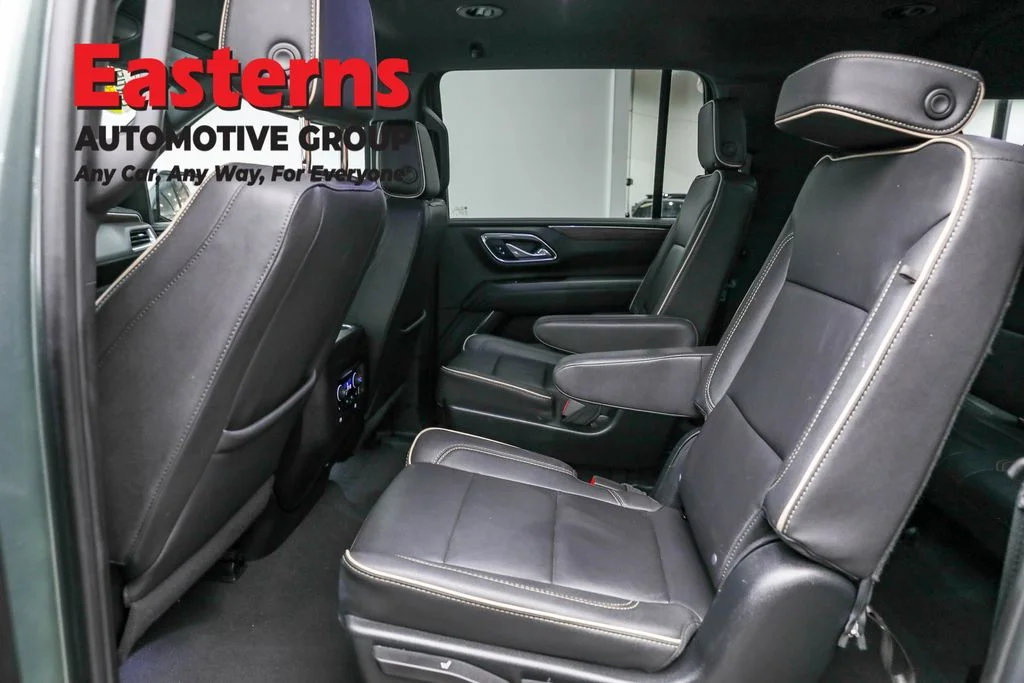 Used 2023 Green Chevrolet Premier image 23