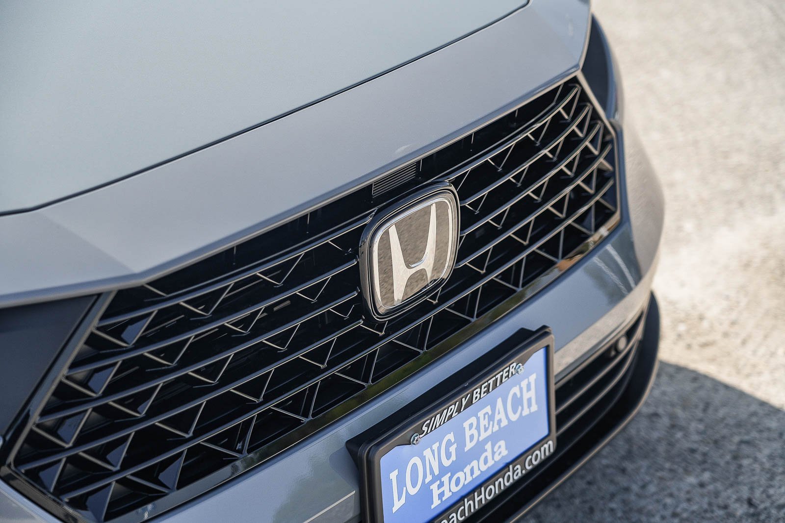 New 2026 Urban Gray Pearl Honda Touring image 3