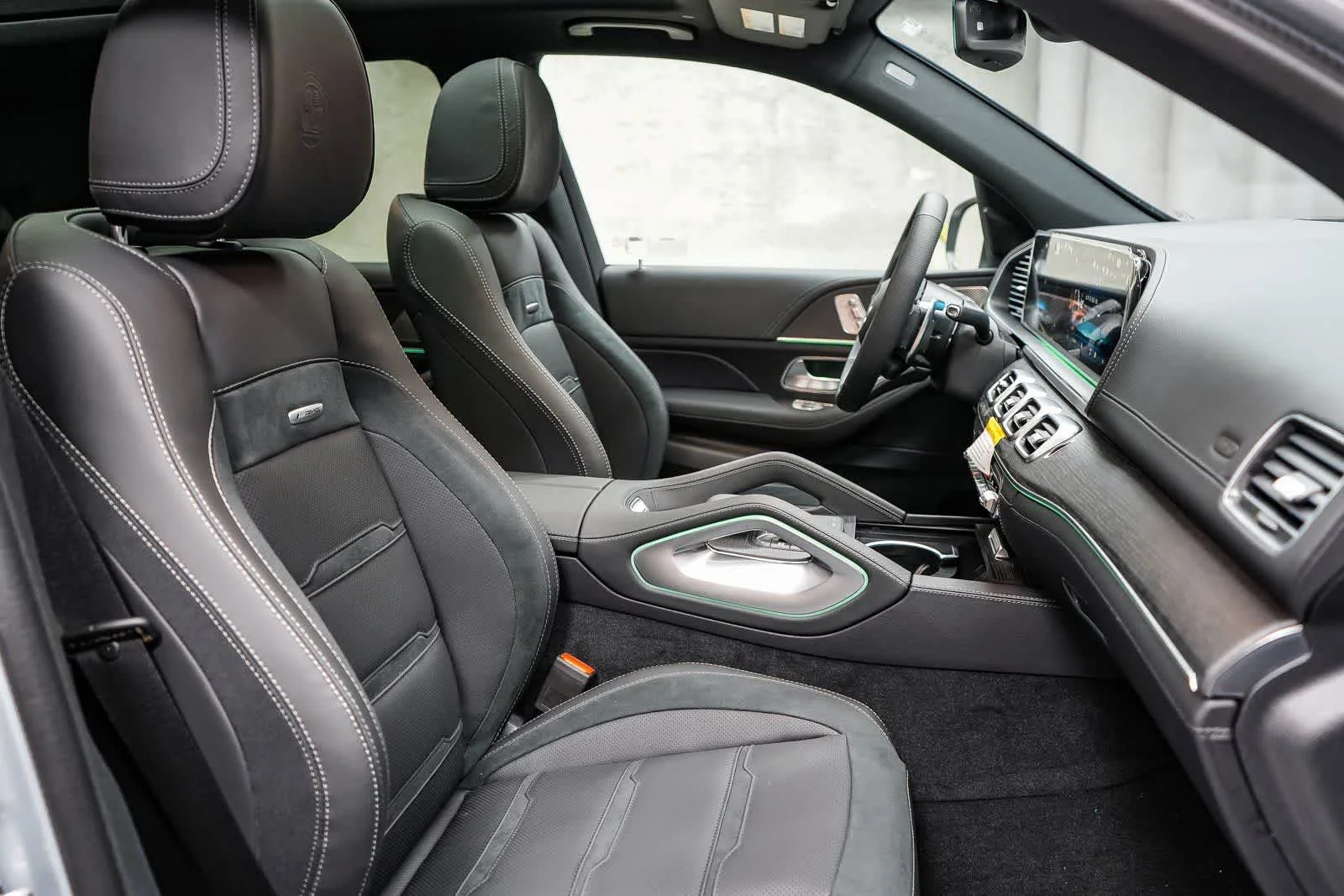 New 2026 Cirrus Silver Metallic Mercedes-Benz AMG® GLE 53 4MATIC+ SUV image 45