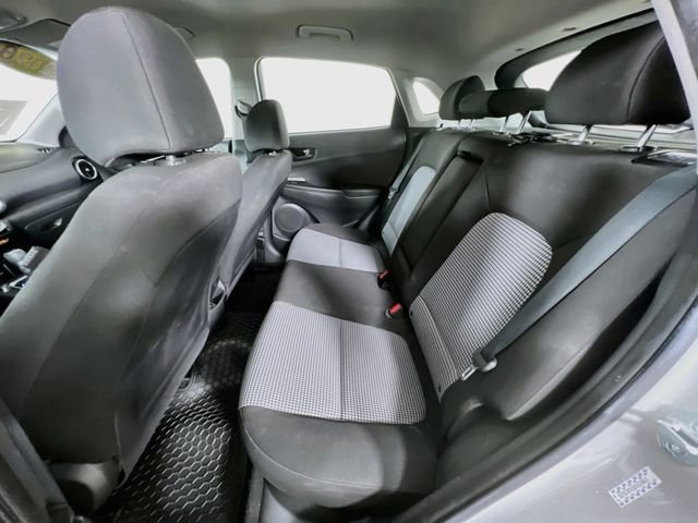 2023 Hyundai Kona SE - Photo 21