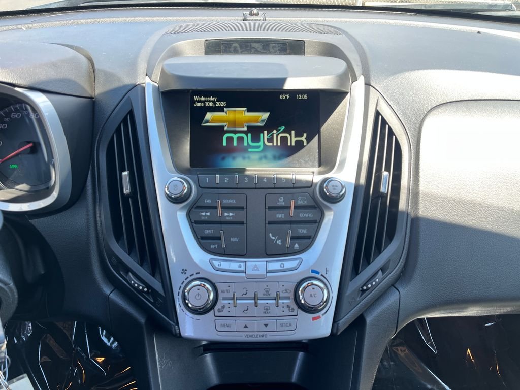 Used 2015 Silver Chevrolet LTZ image 16