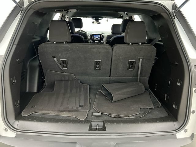Used 2023 SUMMIT WHITE Chevrolet LT Cloth image 37