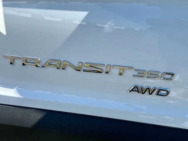 New 2025 Oxford White Ford Base image 16