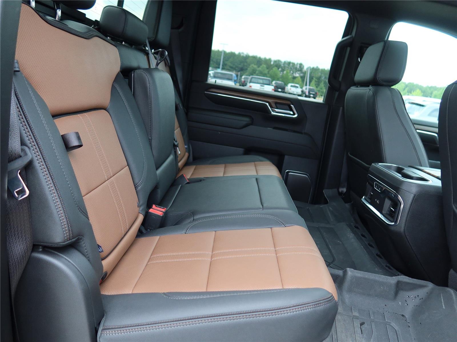 Used 2024 Radiant Red Tintcoat Chevrolet High Country image 9