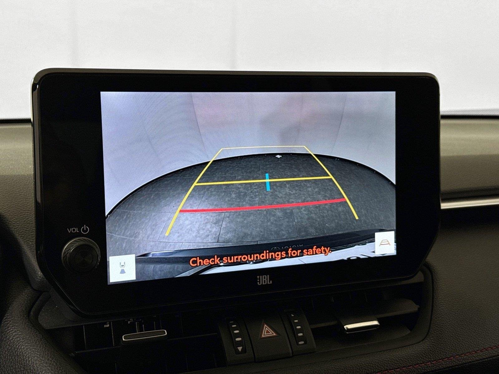 2025 Toyota RAV4 XSE - Photo 25