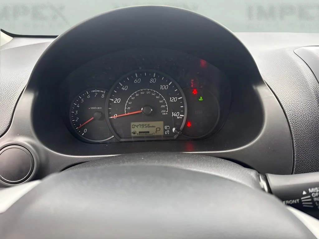 Used 2024  Mitsubishi ES image 14