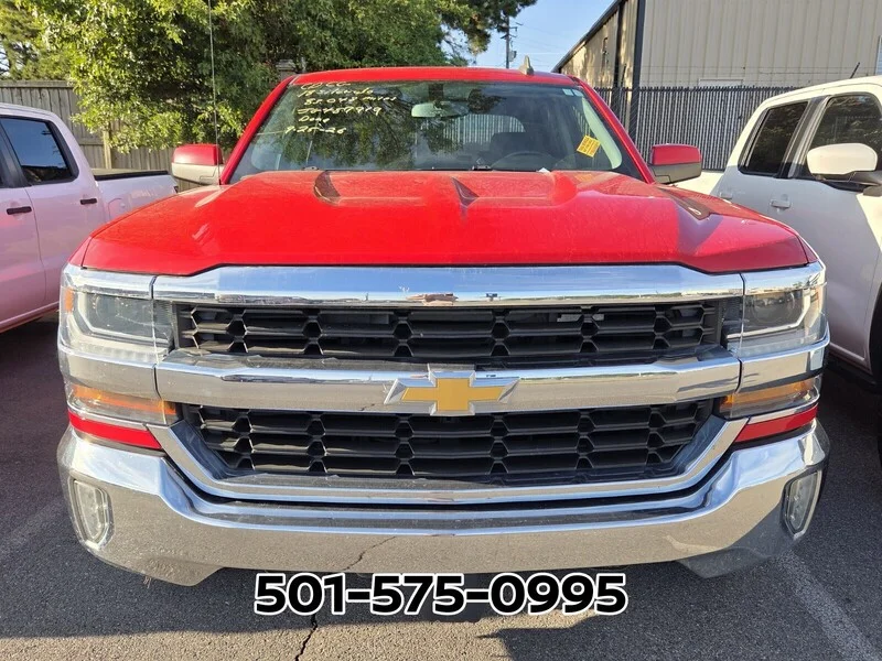 Used 2018 Red CHEVROLET LT image 6