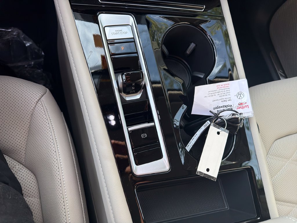 2026 Volkswagen Atlas SE w/Tech - Photo 20