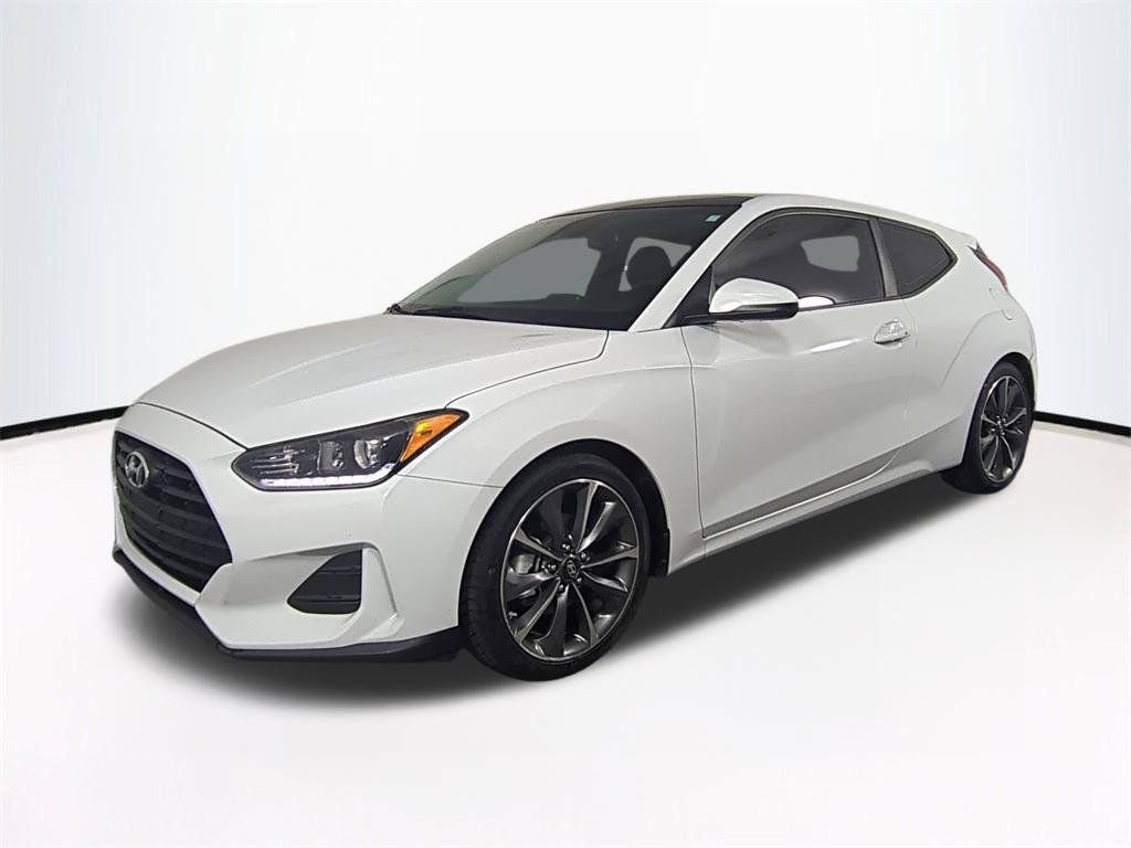 Used 2020 White Hyundai 2.0 Premium image 9