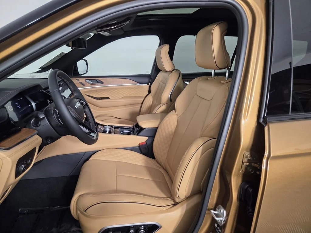New 2026 Copper Shino Metallic Clear-Coat Exterior Paint Jeep Summit image 9