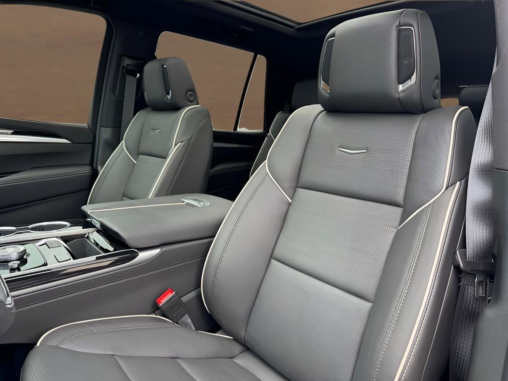 New 2026 Vibrant White Tricoat Cadillac Sport image 11