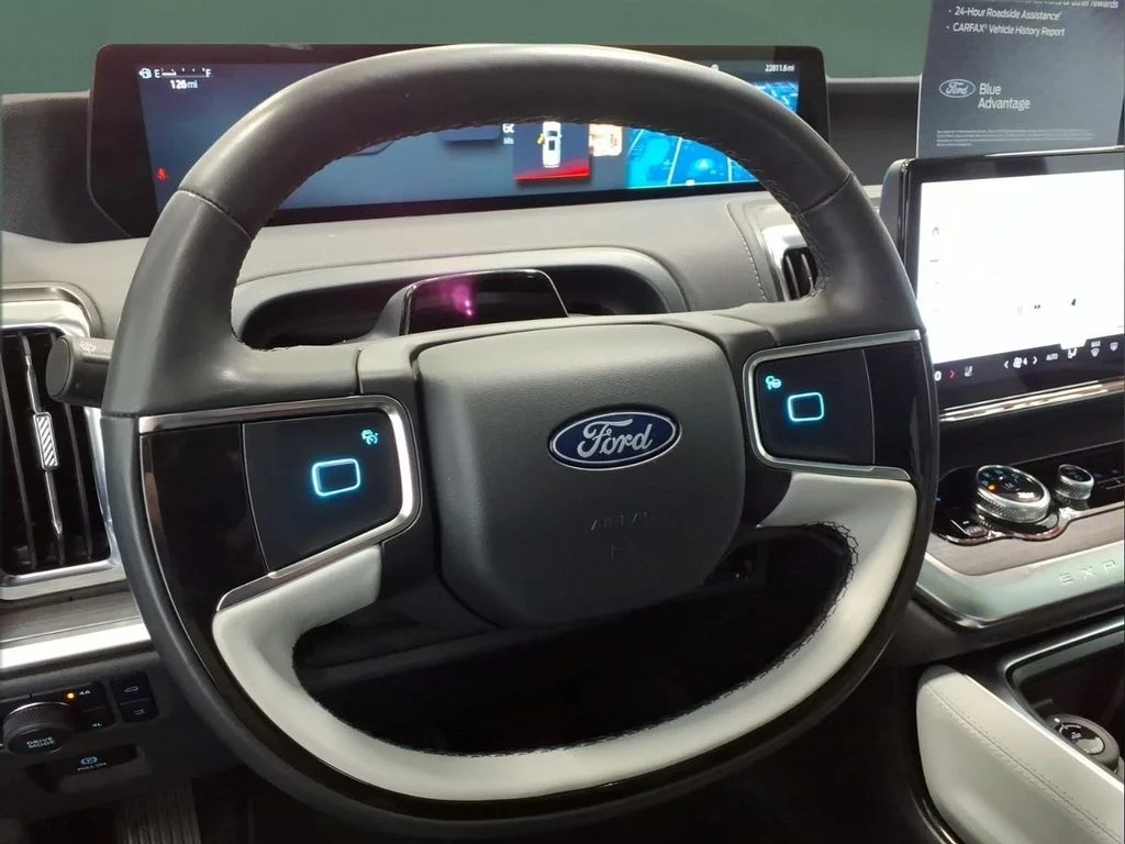 Certified Used 2025 Black Ford Platinum image 16