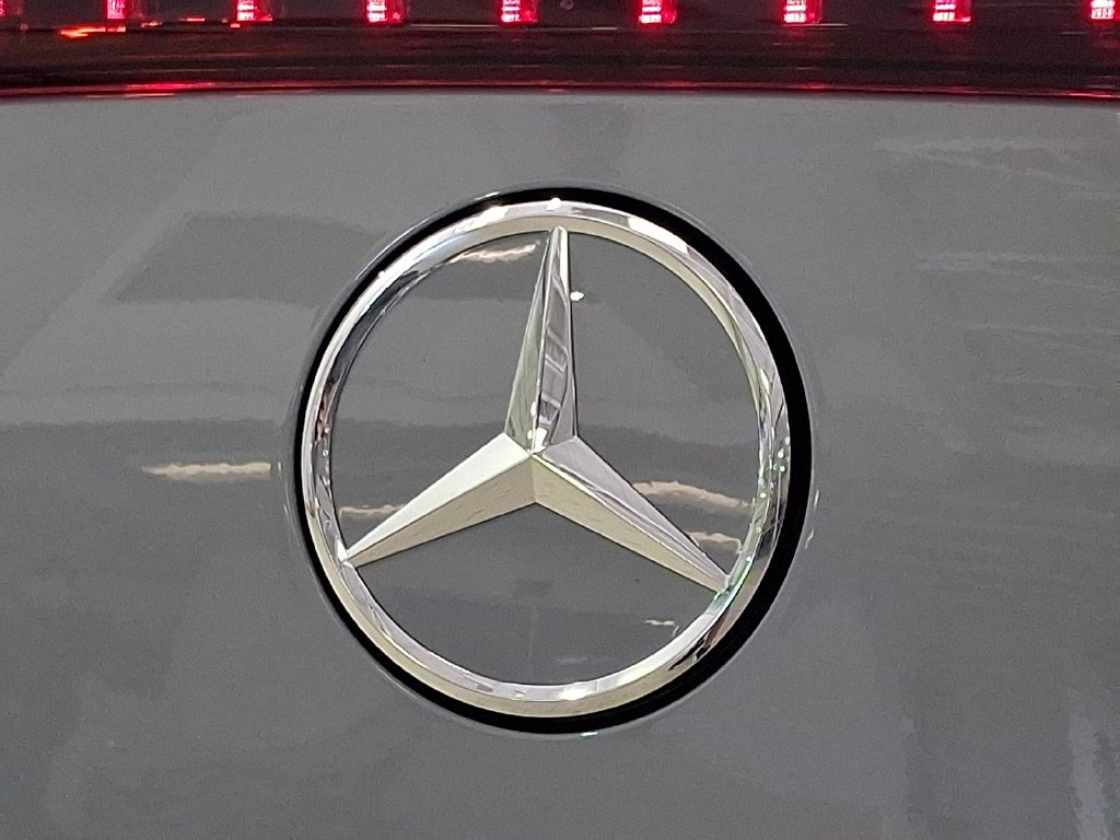 New 2027 MANUFAKTUR Alpine Grey Mercedes-Benz CLA 220 image 51