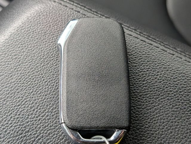 Used 2025 Black Kia EX image 31