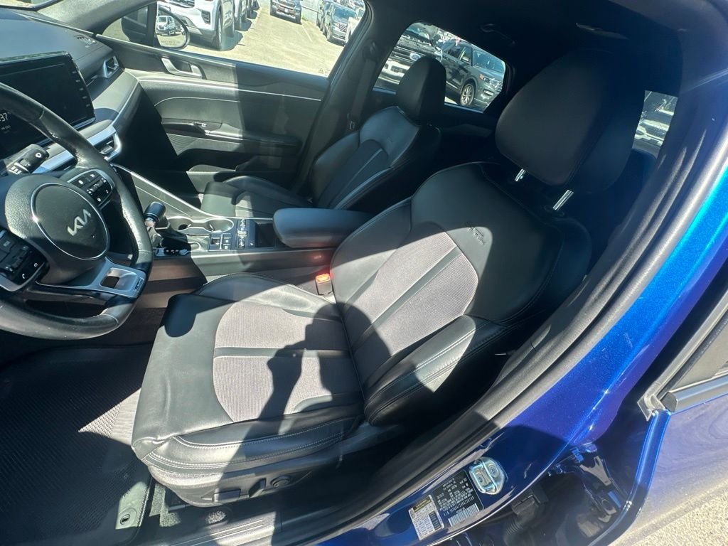 Certified Used 2024 Blue Kia GT-Line image 9