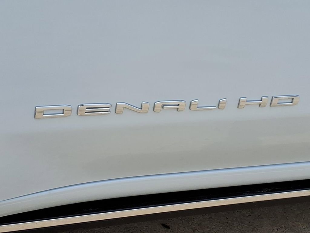 2026 GMC Sierra 3500HD Denali - Photo 12