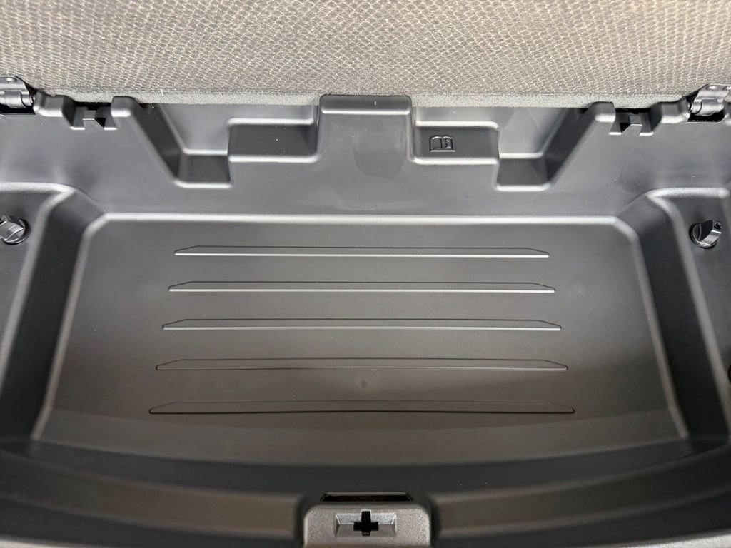 New 2026 Sterling Gray Metallic Chevrolet Z71 image 27