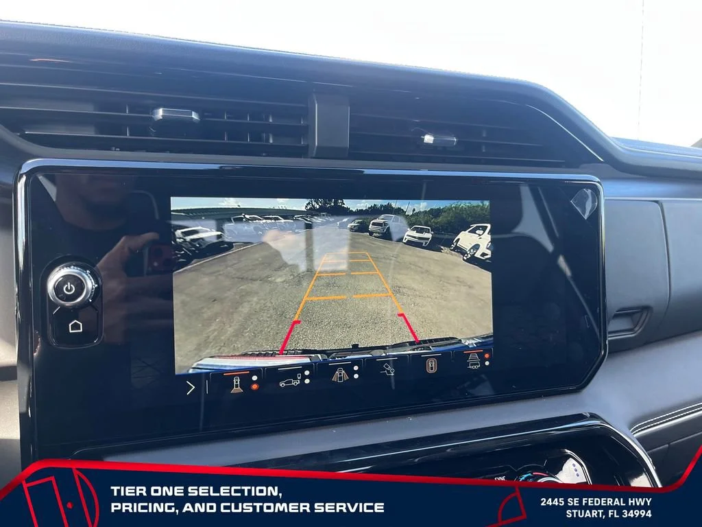 New 2026 Sterling Metallic GMC AT4X image 31