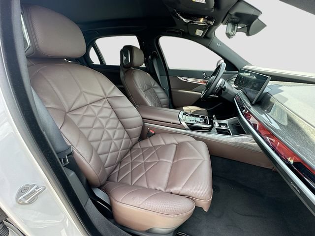 Certified Used 2025 White BMW 740i image 30