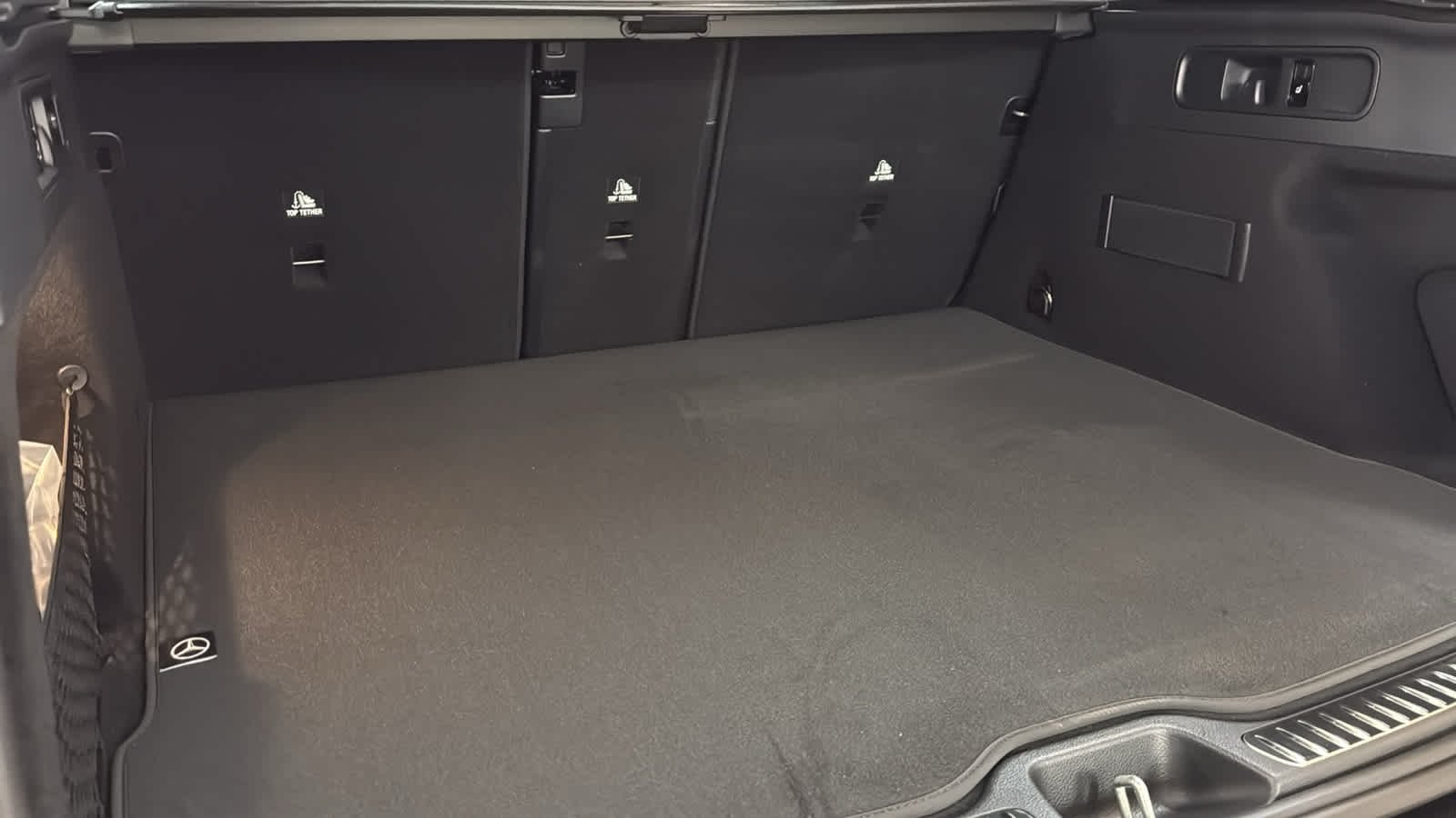 New 2026 Obsidian Black Metallic Mercedes-Benz AMG® GLC 43 image 33