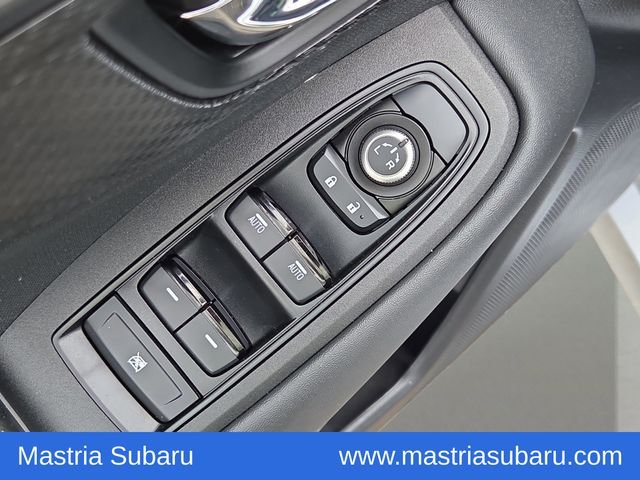 Used 2025 Ice Silver Metallic Subaru Premium image 19