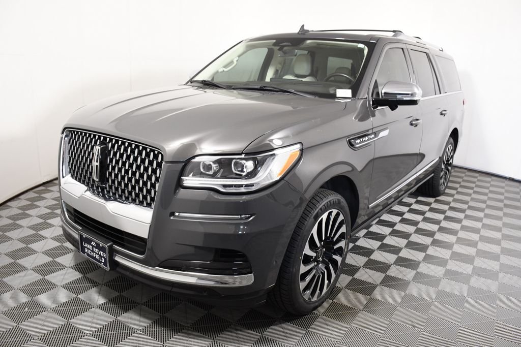 Used 2022 Chroma Caviar Dark Gray Metallic Clearcoat Lincoln Black Label image 1