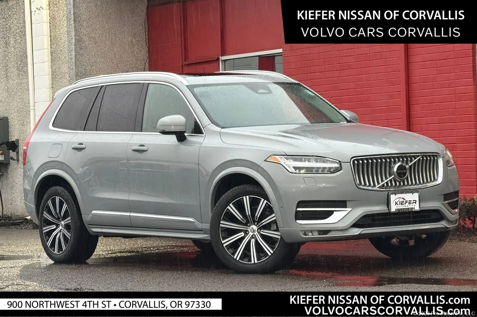 2024 Volvo XC90 B6 Plus 7-Seater Bright theme 4WD's photo