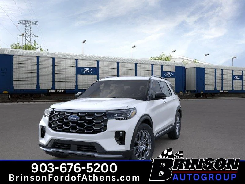 New 2026 Star White Metallic Tri-Coat Ford Platinum™ image 2