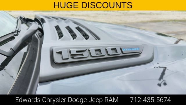 New 2026 Forged Blue Metallic Exterior Paint RAM Express image 12