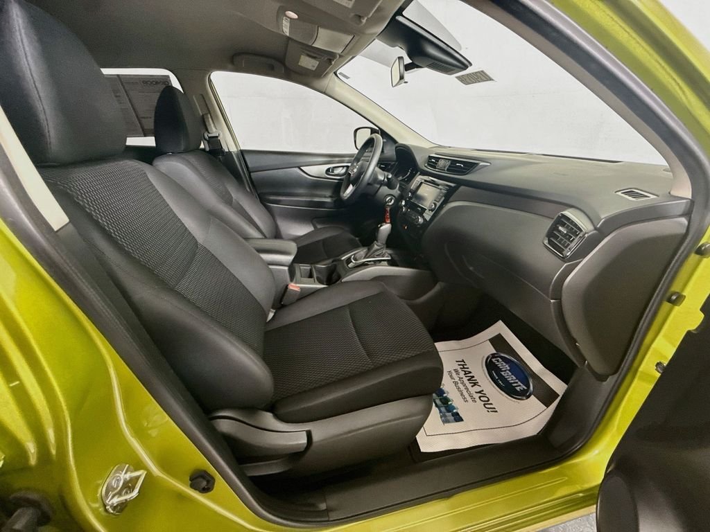 Used 2020 Nitro Lime Metallic Nissan S image 26