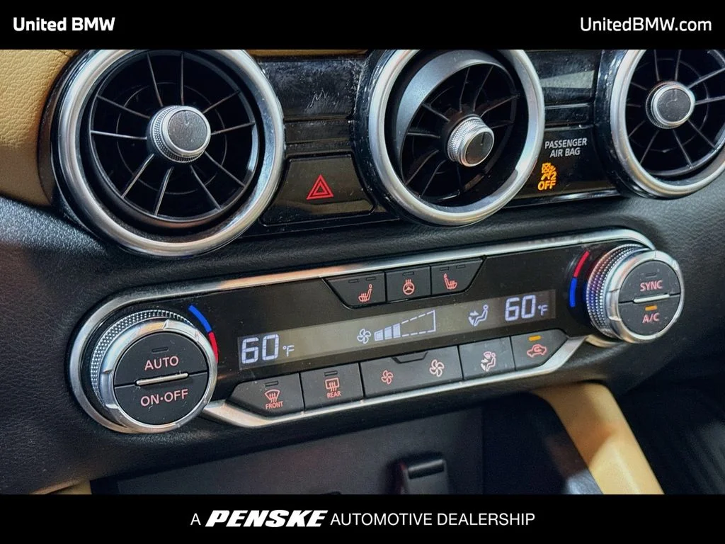 Used 2022 Rosewood Nissan SV image 10