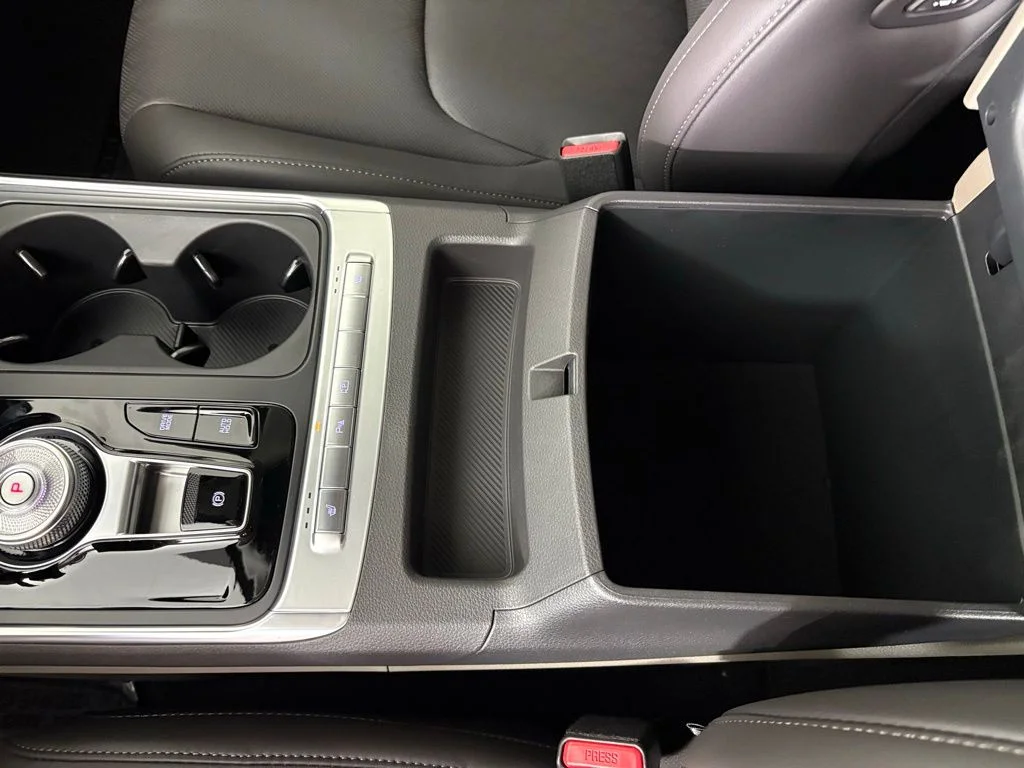 New 2026 Ceramic Silver Kia EX image 32
