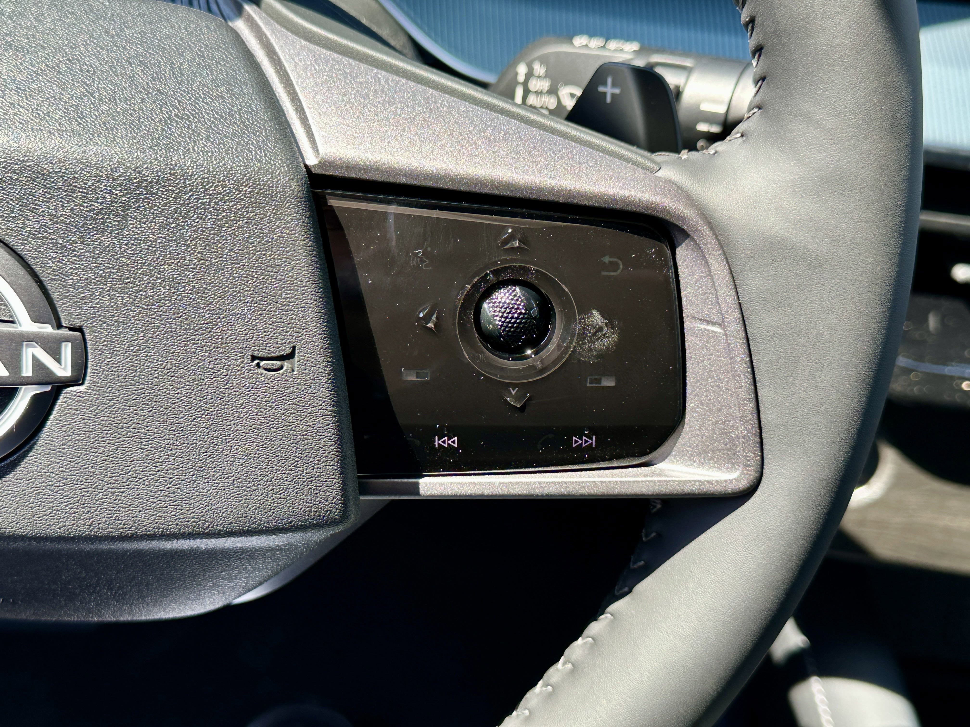 New 2026 Everest White Pearl Tricoat/Super Black Nissan Platinum image 16