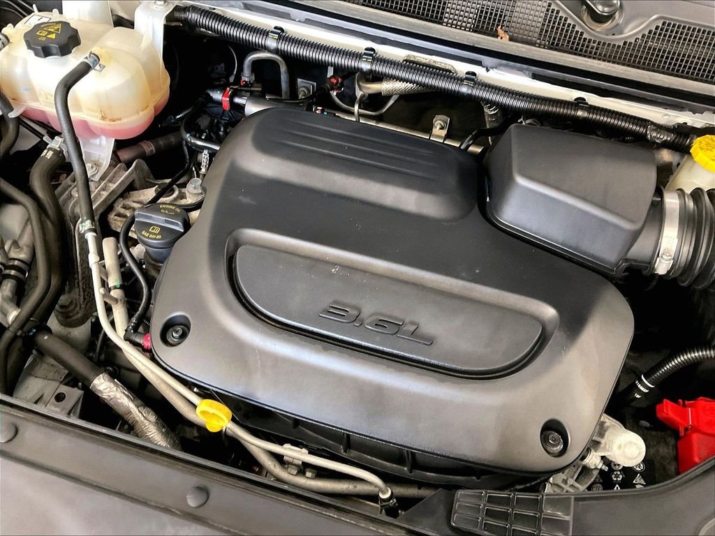 Used 2023 White Chrysler Touring L image 35
