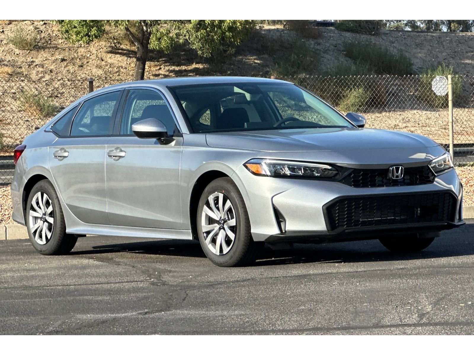 New 2026 Solar Silver Metallic Honda LX image 2