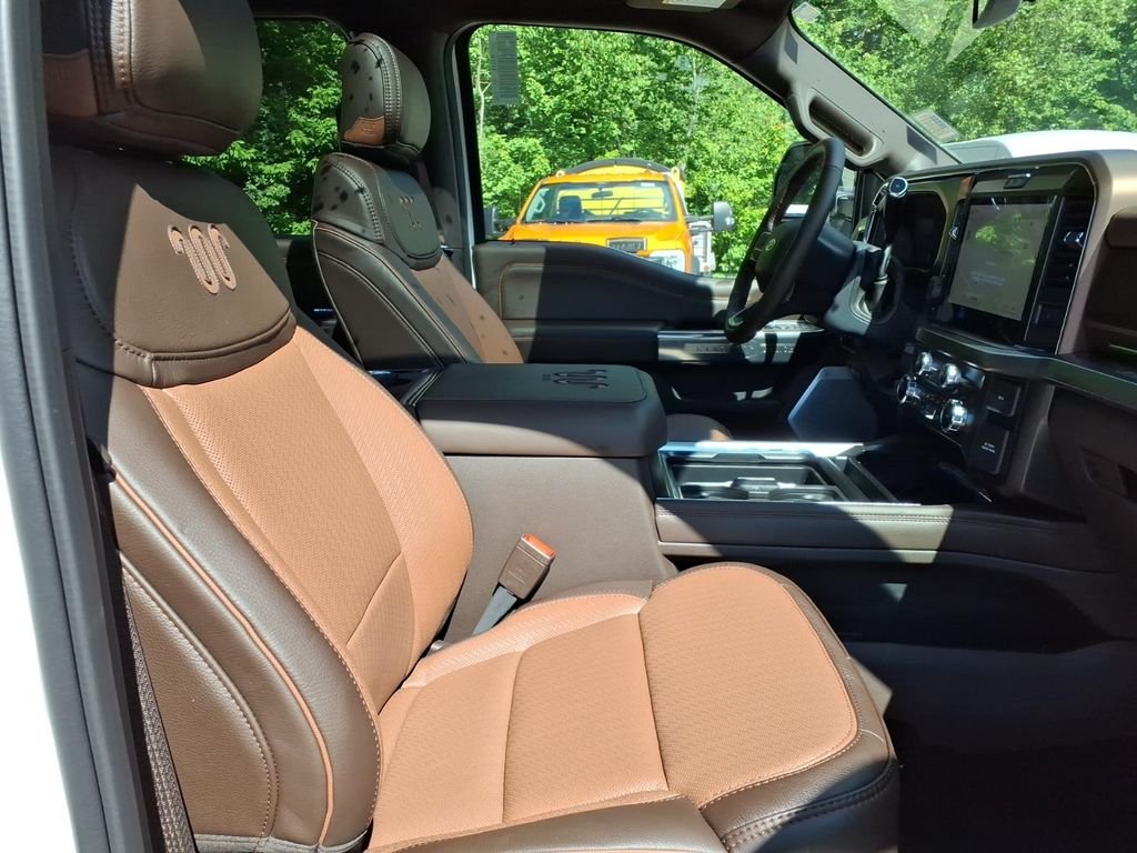 New 2026 Star White Metallic Tri-Coat Ford F-350® King Ranch® image 13