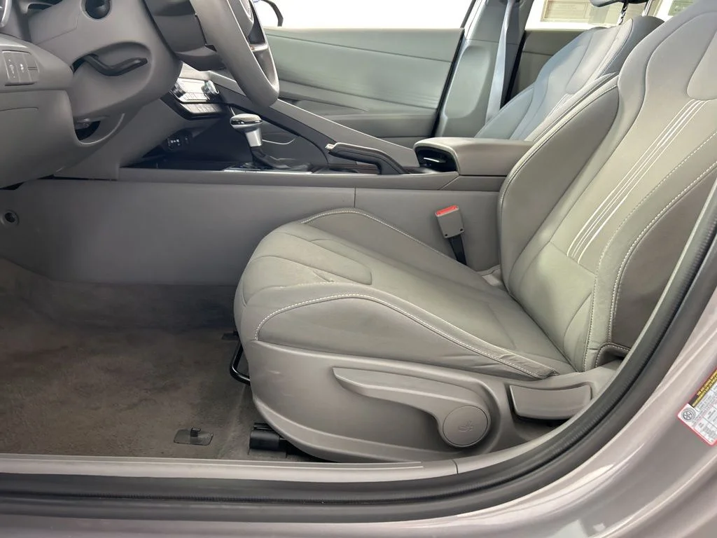 2024 Hyundai Elantra SEL - Photo 25