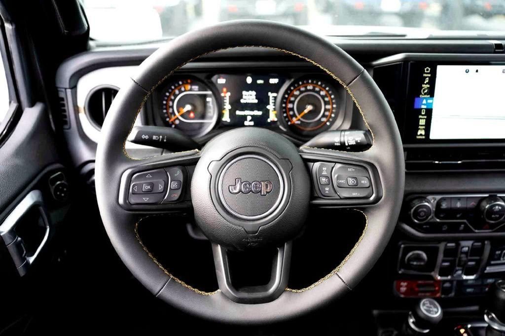 New 2024 Granite Crystal Metallic Clear-Coat Exterior Paint Jeep Willys image 20