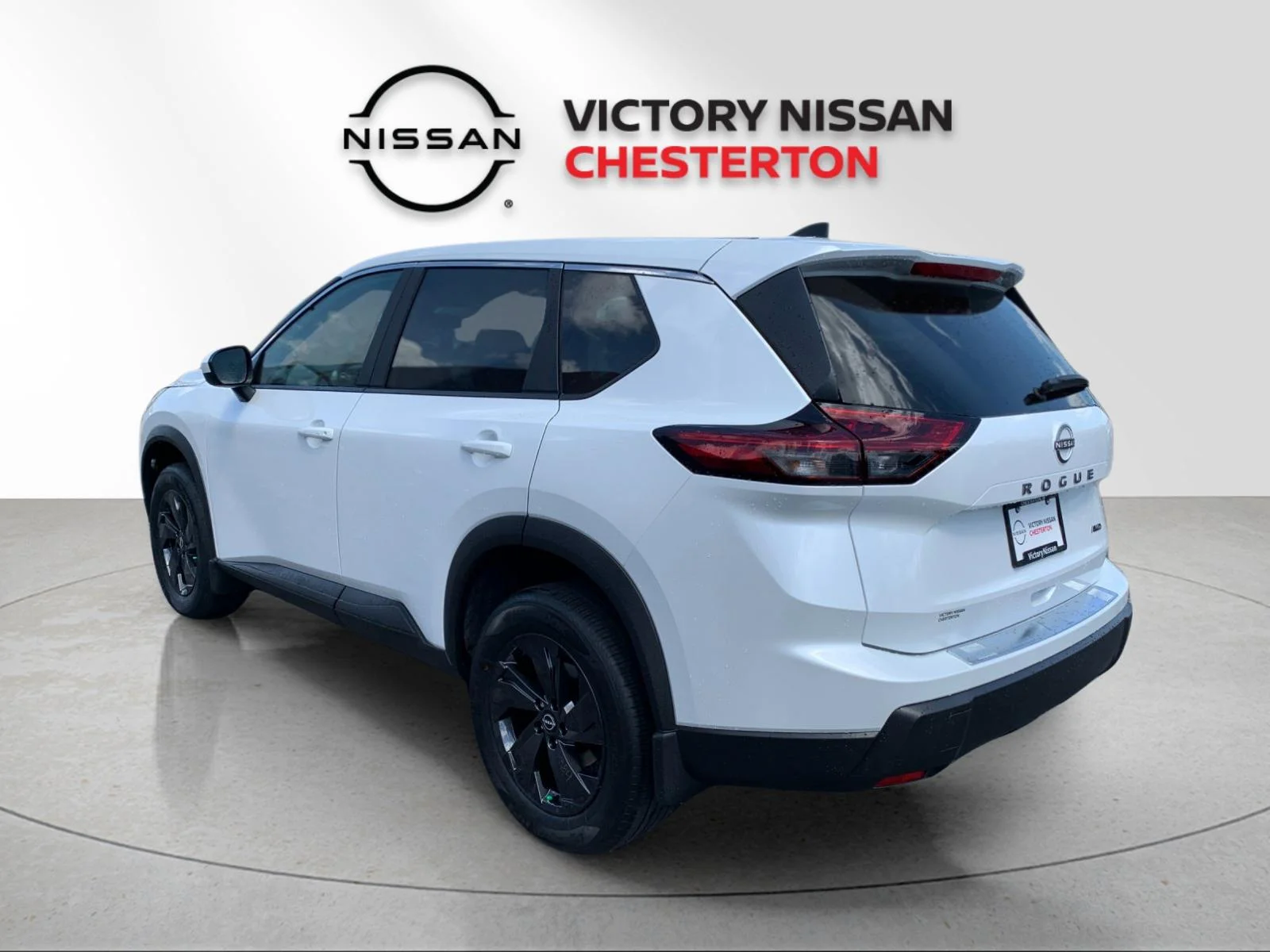 New 2026 Everest White Pearl TriCoat Nissan SV image 3