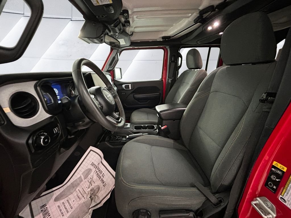 Used 2024 Red Jeep Sport S image 7