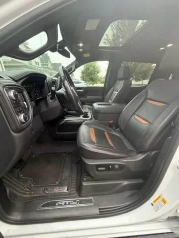 Used 2021 White GMC AT4 image 4