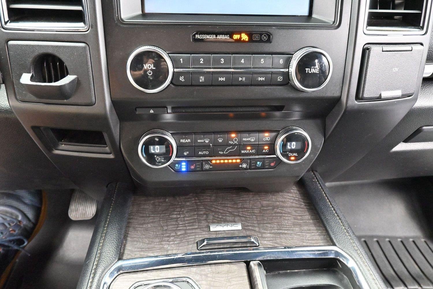 Used 2018 Shadow Black Ford Limited image 28