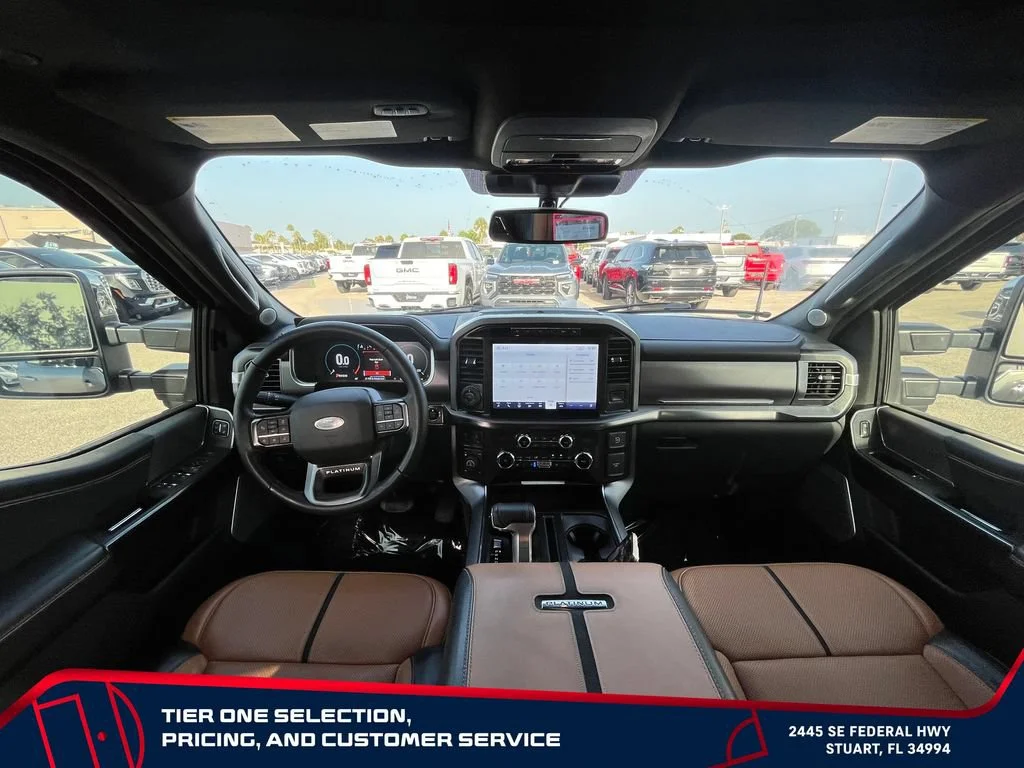 Used 2022  Ford XL image 29