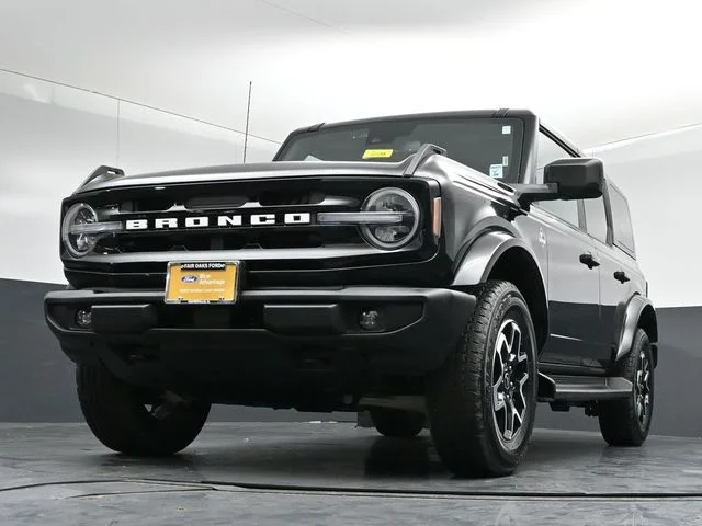 Certified Used 2025 Shadow Black Ford Outer Banks image 39