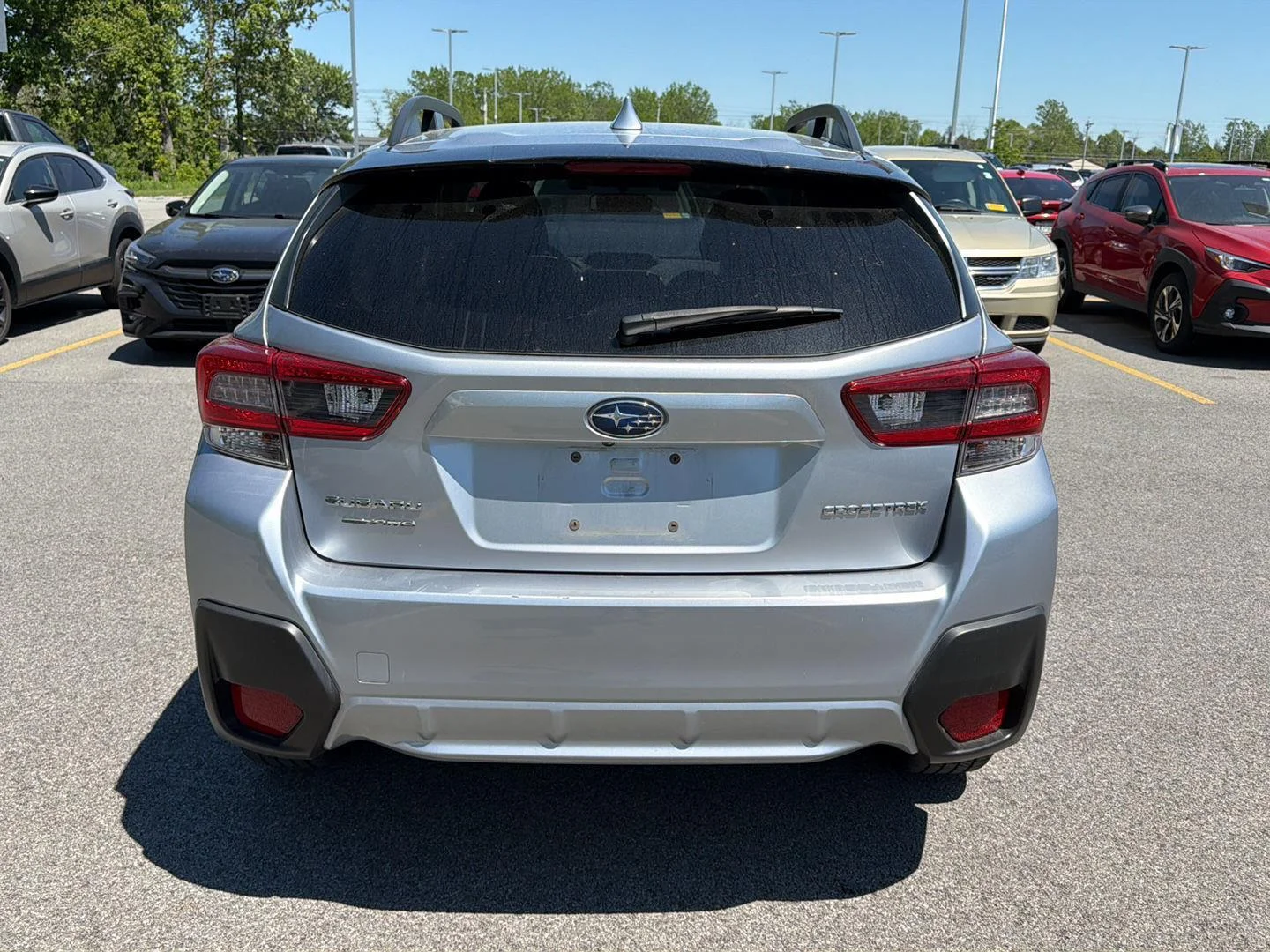 Used 2023 Ice Silver Metallic Subaru Premium image 5