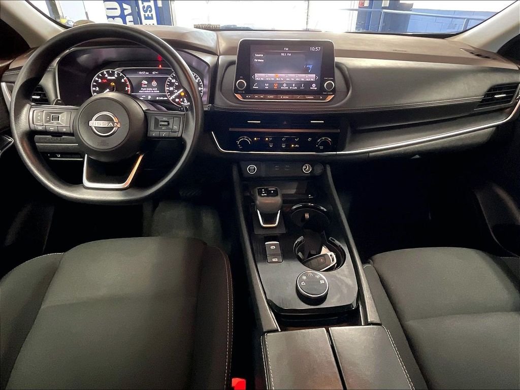 Used 2023 Gray Nissan S image 21
