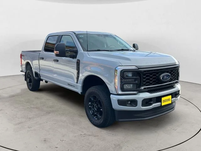 New 2026 Avalanche Ford XL image 7