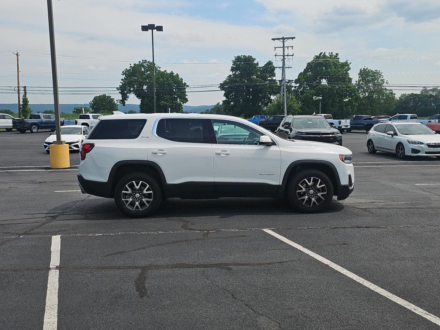 Used 2020 Summit White GMC SLE image 4