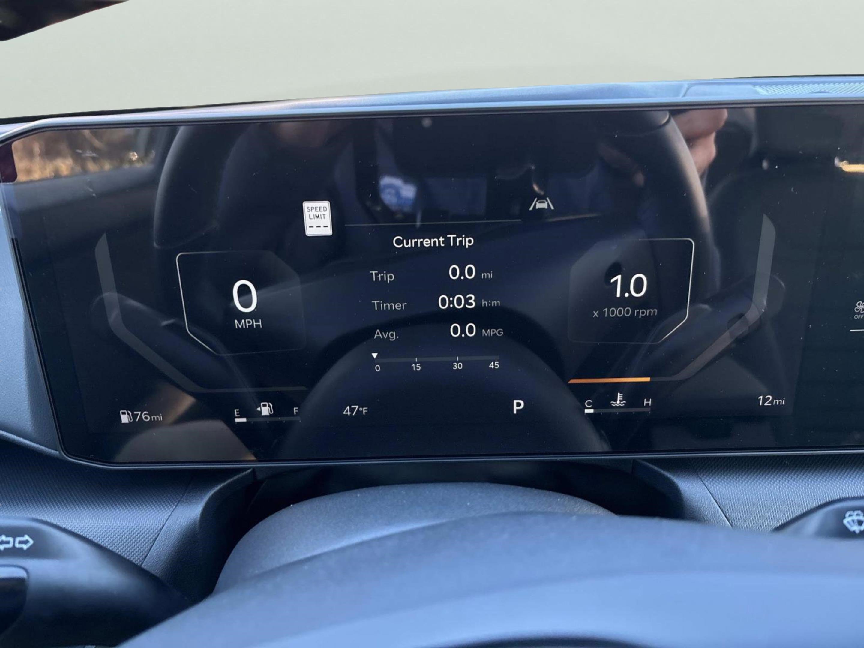 New 2025 Snow White Pearl Kia EX image 32